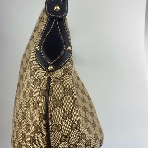 Gucci Pelham Hobo Bag - Picture 4 of 12